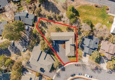 1073 NE Hidden Valley Dr, Bend, OR 97701 - photo 2