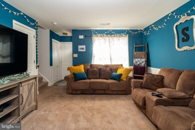 212 Adams Dr, Womelsdorf, PA 19567 - photo 4