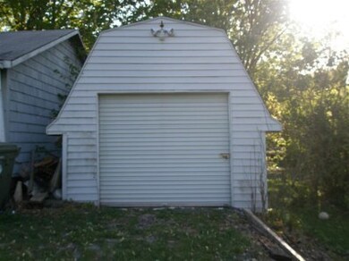 201 W Walker St, Rolling Prairie, IN 46371 - photo 4