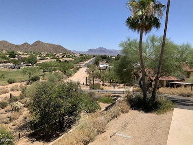 ENTRY TO HOME WITH VIEW OF SS MTN