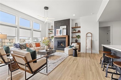 16204 S Twilight Ln, Olathe, KS 66062 - photo 7