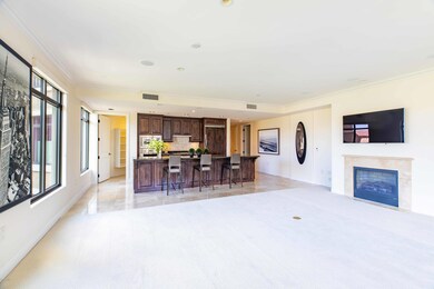 5 - Living Room 4 (MLS)