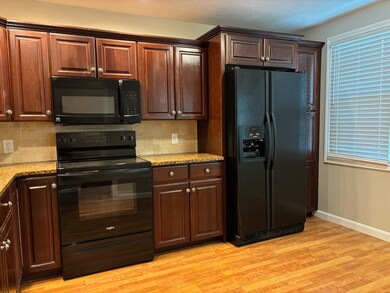 66 Trellis Dr, West Warwick, RI 02893 - photo 3