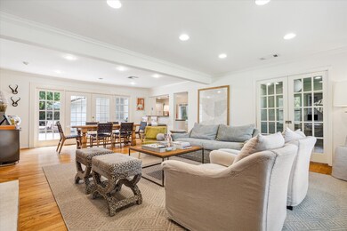 6261 Overbrook Ln, Houston, TX 77057 - photo 7