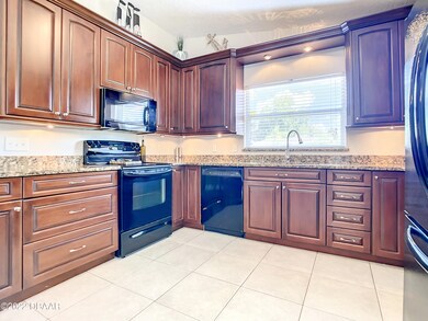 1425 Golf Avenue-16