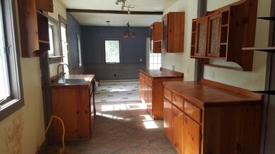 205 W Unity Rd, Claremont, NH 03743 - photo 6