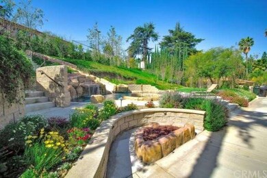 Enjoy starry nights with a fire in this spacious b