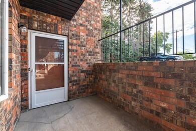 1937 N Kavaney Dr MLS-3