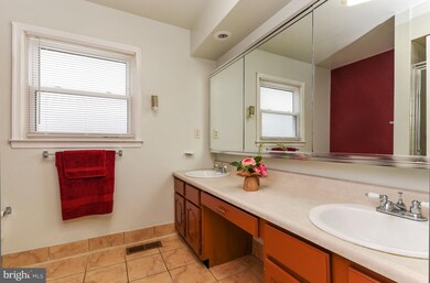 5 Wheatston Ct, Princeton Junction, NJ 08550 - photo 7