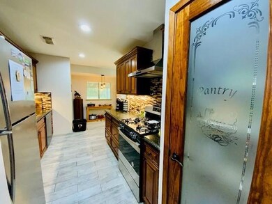 356 Belle St, Bedford, TX 76022 - photo 7