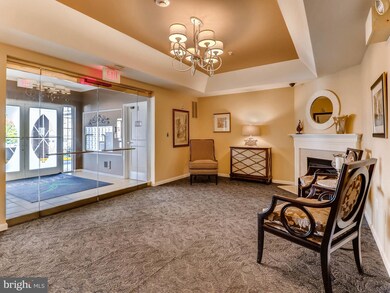 2605 Chapel Lake Dr unit 402, Gambrills, MD 21054 - photo 3