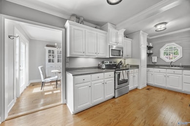 2025 Sewanee Rd SW, Huntsville, AL 35801 - photo 7