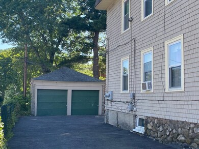 59 Vale St, Worcester, MA 01604 - photo 2