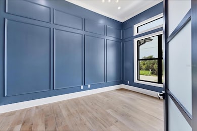 15514 Aron Cir, South Gulf Cove, FL 33981 - photo 4