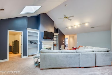 3710_HurstbourneRidgeBlvd_40299_0532__