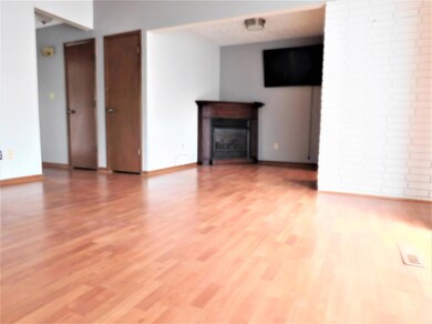 Great room w/100% efficient FP