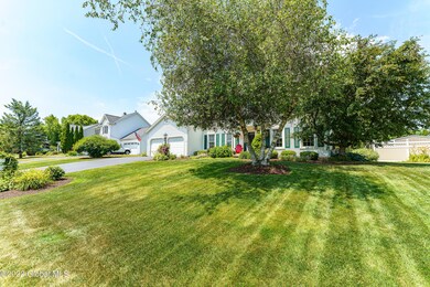 18 Cimarron Way, Latham, NY 12110 - photo 4