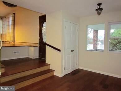1005 Sayward Ave, Parkville, MD 21234 - photo 4