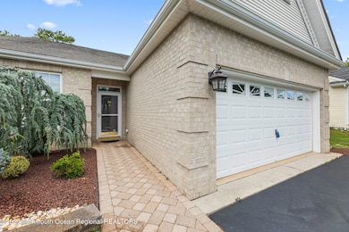 26 Winthrop Dr, Jackson, NJ 08527 - photo 2