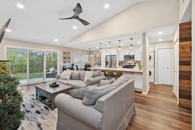 3130 Eugene Ln, Aurora, IL 60504 - photo 5