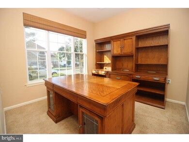 123 Honeyflower Dr, Trenton, NJ 08620 - photo 4