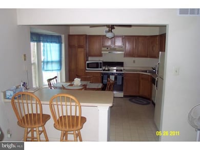 27 Jerrys Dr, Burlington, NJ 08016 - photo 2