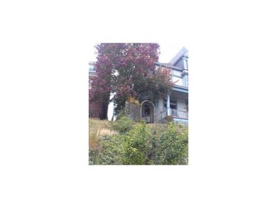 Exterior Front. left front