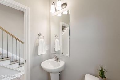 1343 Etawah Ave, Lyndon, KY 40222 - photo 6