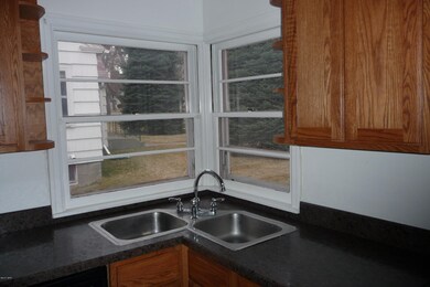 Kitchen v2.JPG