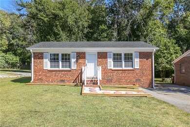 727 Hendrix St, High Point, NC 27260 - photo 3