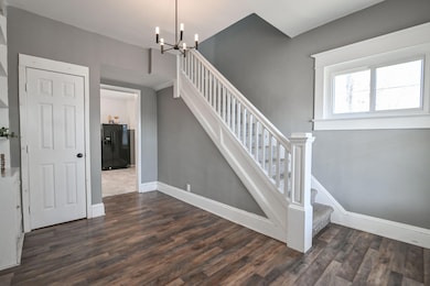 Foyer Entry