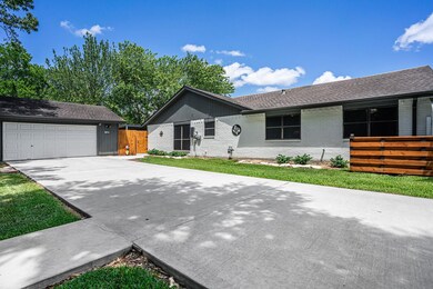 1501 Windsor Dr, Friendswood, TX 77546 - photo 2