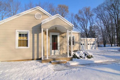 5030 Irish Ln, Fitchburg, WI 53711 - photo 2