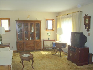 Living Room Lots of Natural light