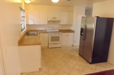 4928 Perrine Dr, Jacksonville, FL 32210 - photo 5