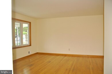 8700 Wendell Ave, Parkville, MD 21234 - photo 4