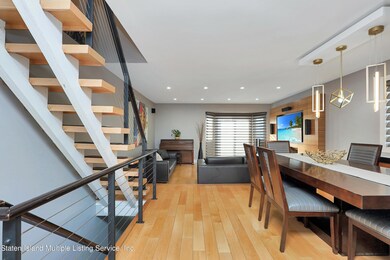 290 Merrymount St, Staten Island, NY 10314 - photo 7