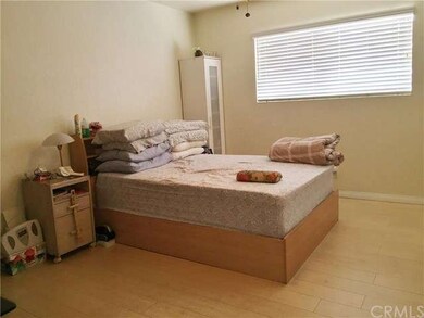  bedroom 1 - upstairs