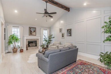 1401 Circle Ln, Bedford, TX 76022 - photo 5