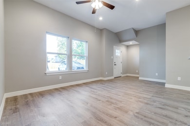 5262 Ella Blvd unit 310, Houston, TX 77018 - photo 5