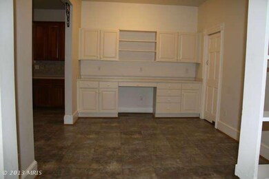 5712 Gaines St, Burke, VA 22015 - photo 6