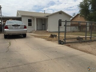 760 El Centro Ave, El Centro, CA 92243 - photo 3