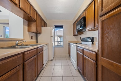 10555 Turtlewood Ct unit 1201, Houston, TX 77072 - photo 6