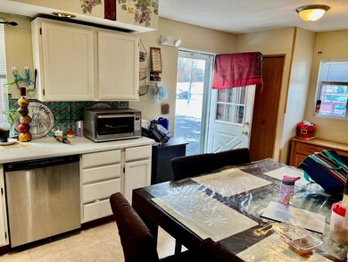 1296 Prairie Ave, Glendale Heights, IL 60139 - photo 6