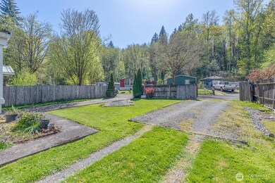 157 Camelot Dr, Castle Rock, WA 98611 - photo 4
