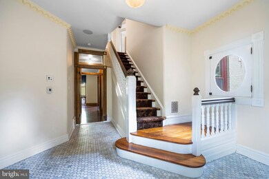 39 S Wyoming Ave, Ardmore, PA 19003 - photo 4