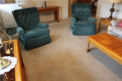 7516 Woodbine Rd, Macungie, PA 18062 - photo 5