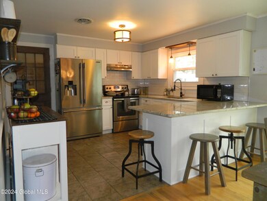 14 Shepherd Dr, Troy, NY 12180 - photo 7