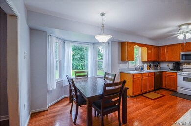 Breakfast nook for bird watching