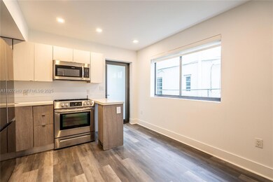 1985 Bay Dr unit 109, Miami Beach, FL 33141 - photo 3